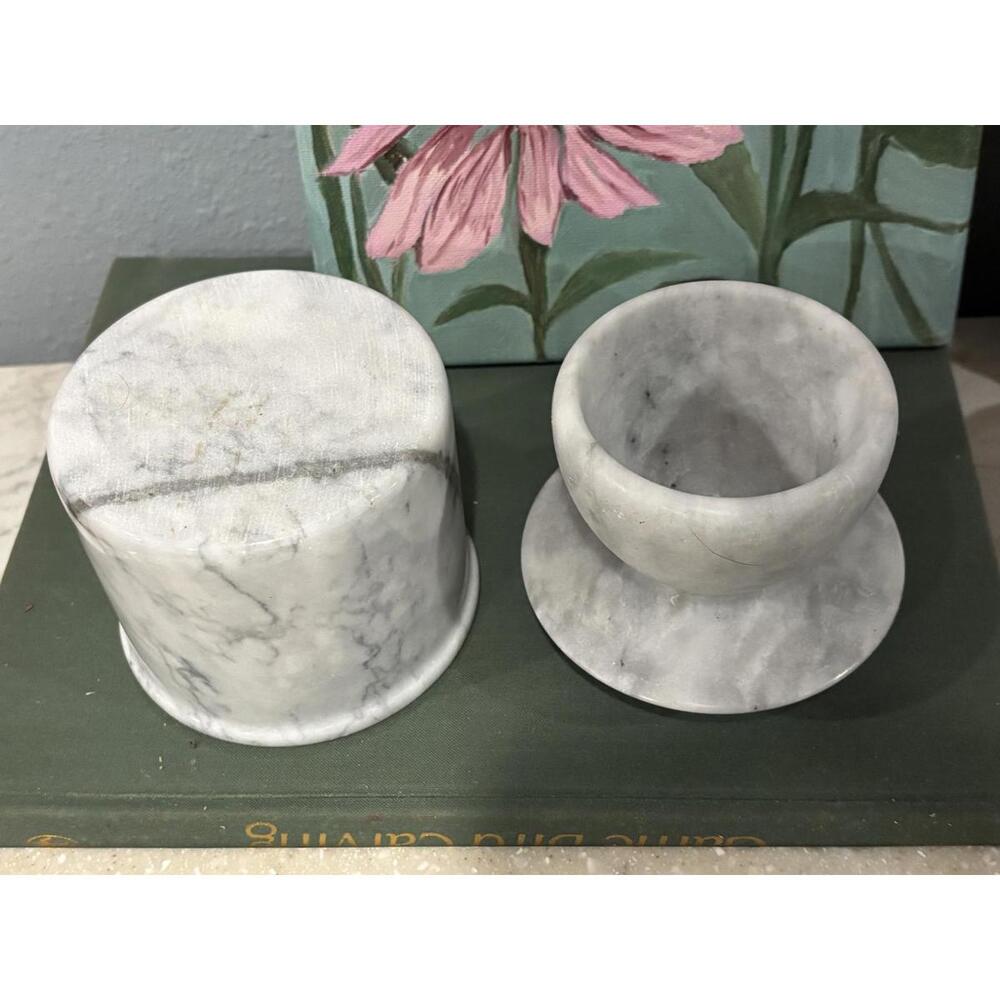 White Marble Butter Bell - Picture 4 of 4